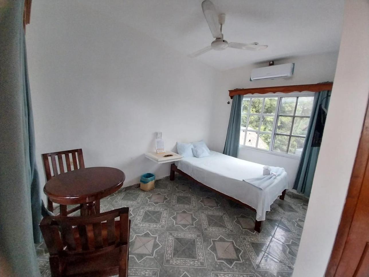 Hotel Maria Jose Felipe Carrillo Puerto ภายนอก รูปภาพ